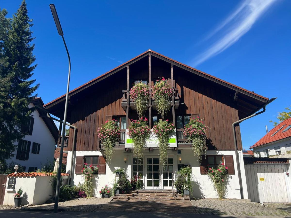 Amiga Hotel Muenchen Messe Buitenkant foto