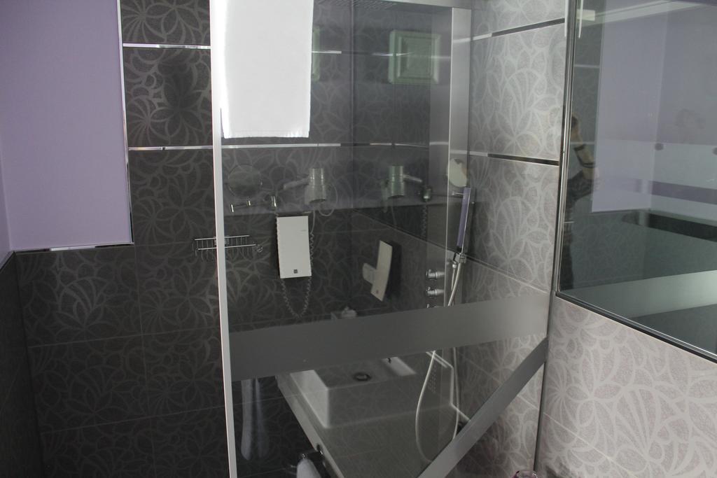 Amiga Hotel Muenchen Messe Buitenkant foto